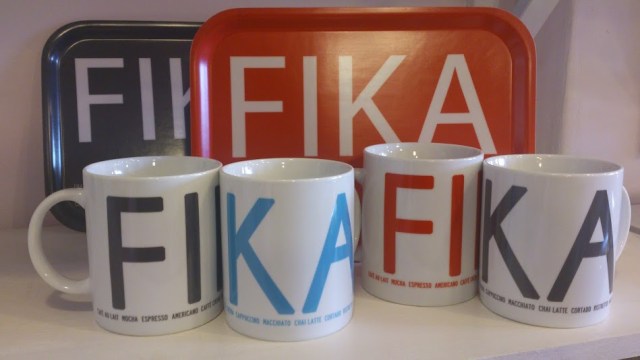 In grey, turquoise and red, large mugs perfect for that big cup of coffee!